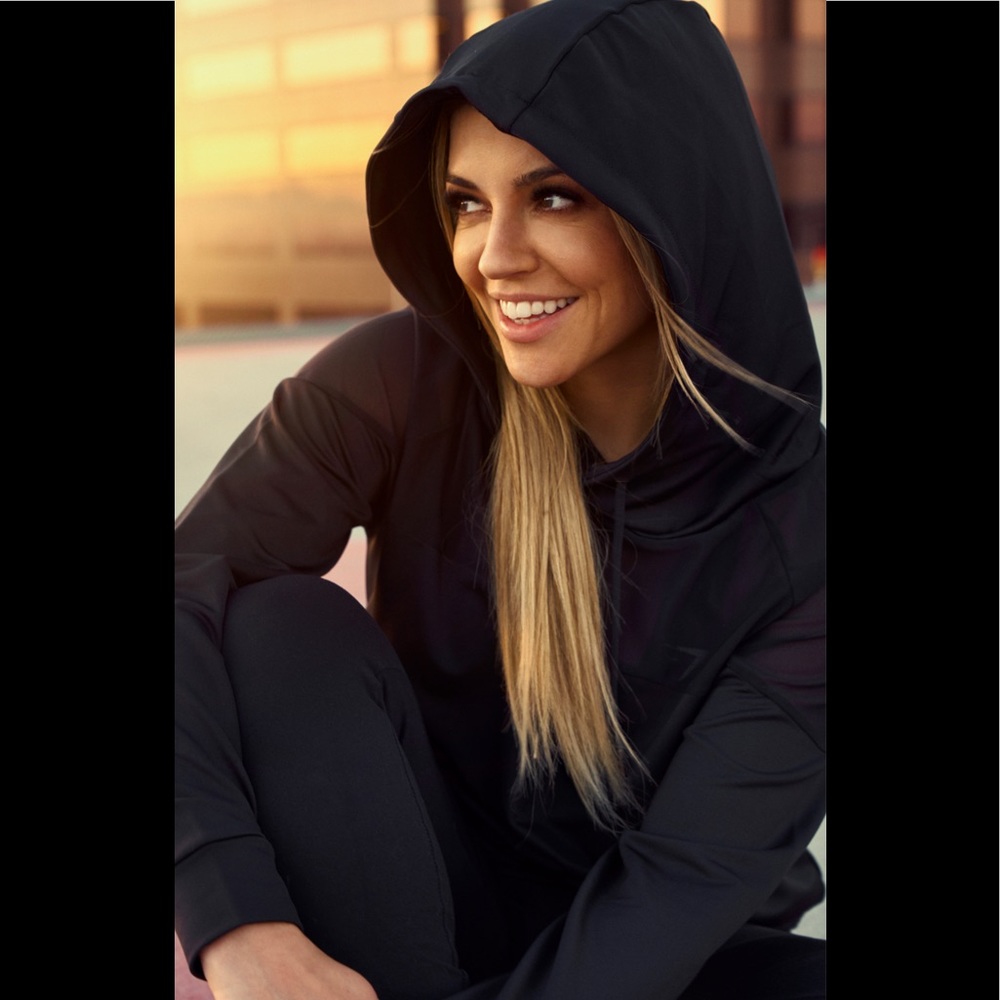 💥NWOT Nikki B x Gymshark Surface Hoodie💥